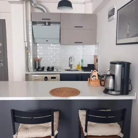 Daire New Air-conditioned Within Walking Distance To Tourist Attractions